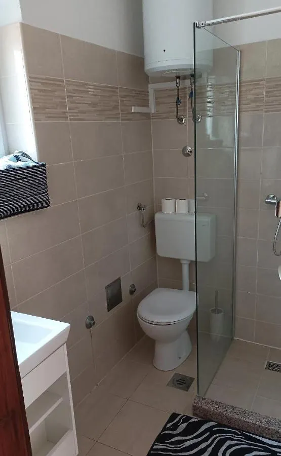 Family Apartments Tomy Punat