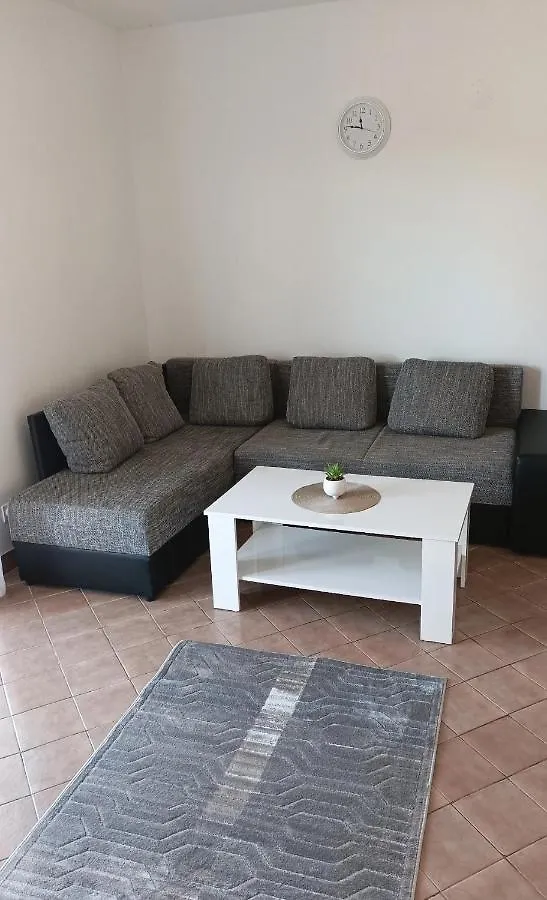 Family Apartments Tomy Punat Croazia