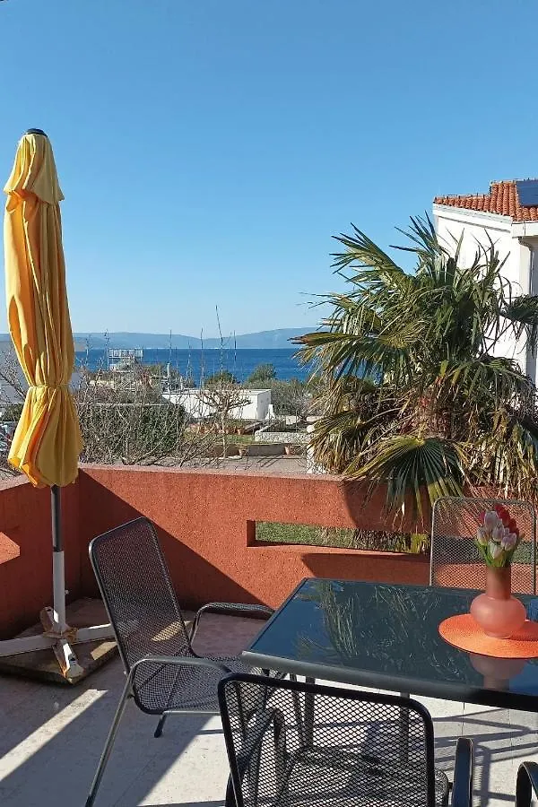 Family Apartments Tomy Punat